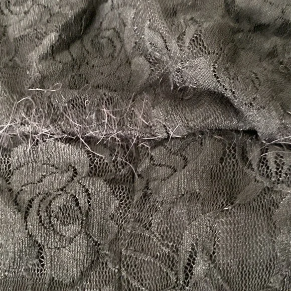 Black floral double-layer diagonal v-neck midi Flowy dress - Picture 9 of 17